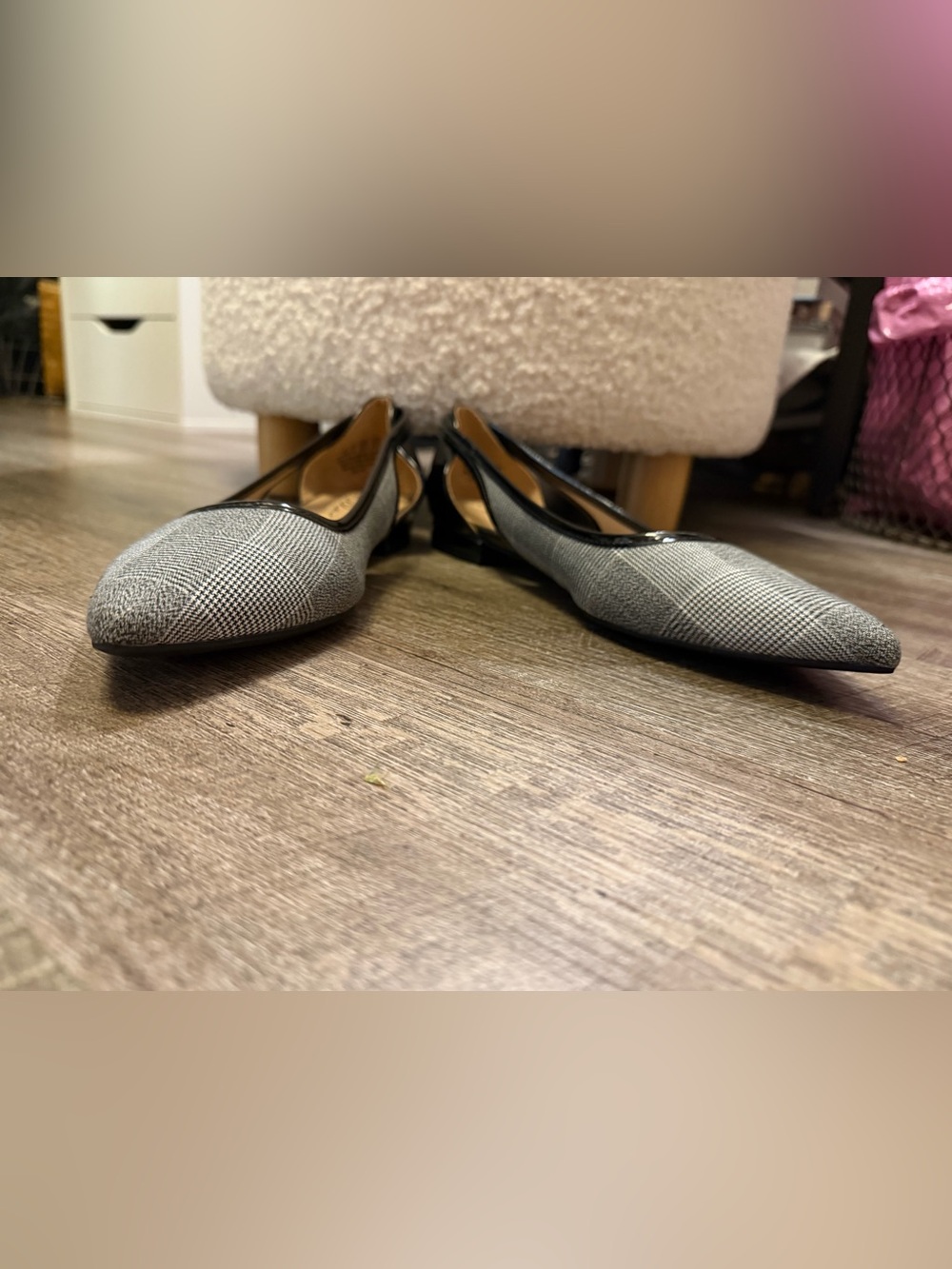 Abella True Comfort Rylan Plaid Pointed Toe Flats Size 8.5 NWOT